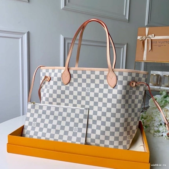 WIS MM Louis Neverfull Vuitton 0114
